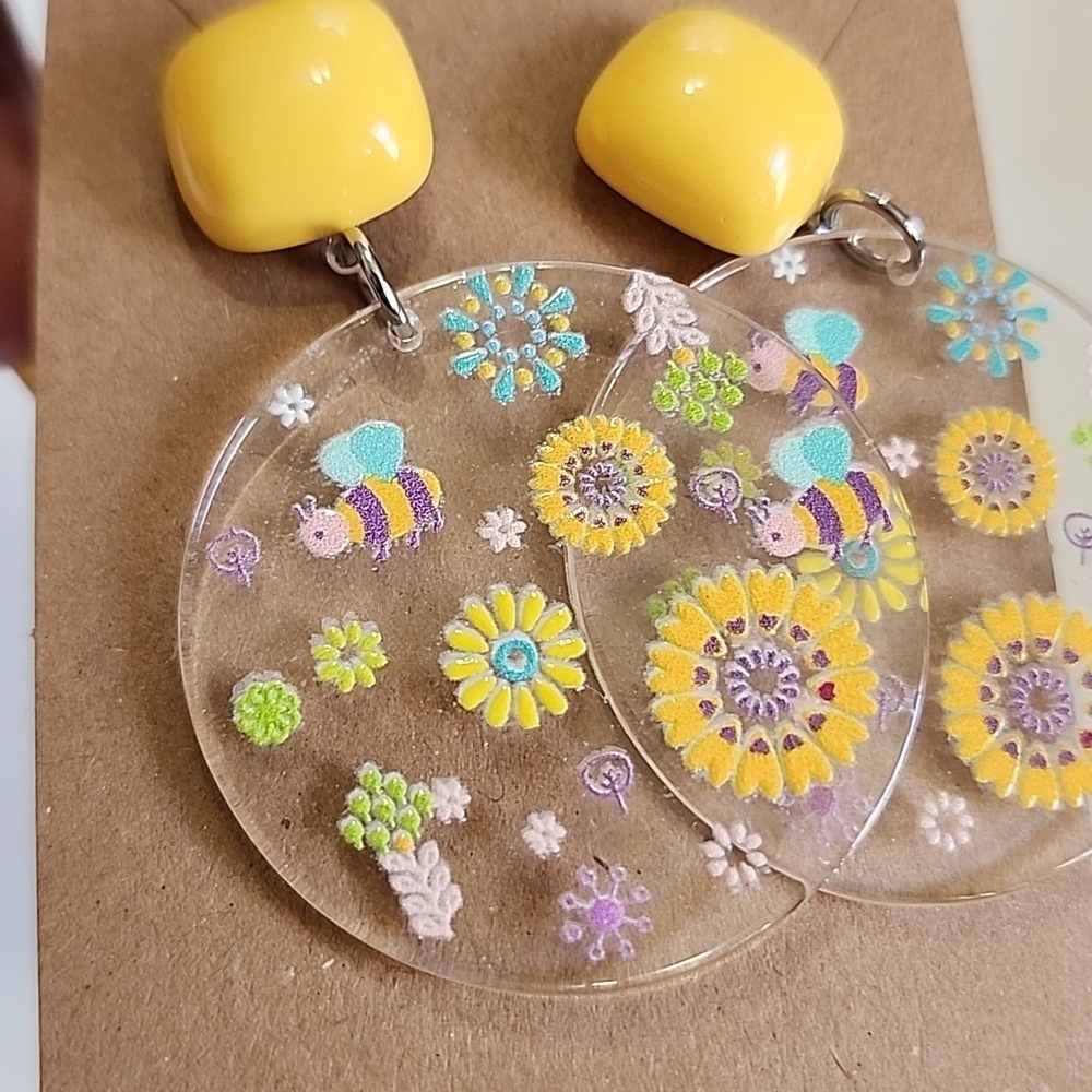 Yellow Floral Bee Acrylic Pendant Earrings - Picture 3 of 7